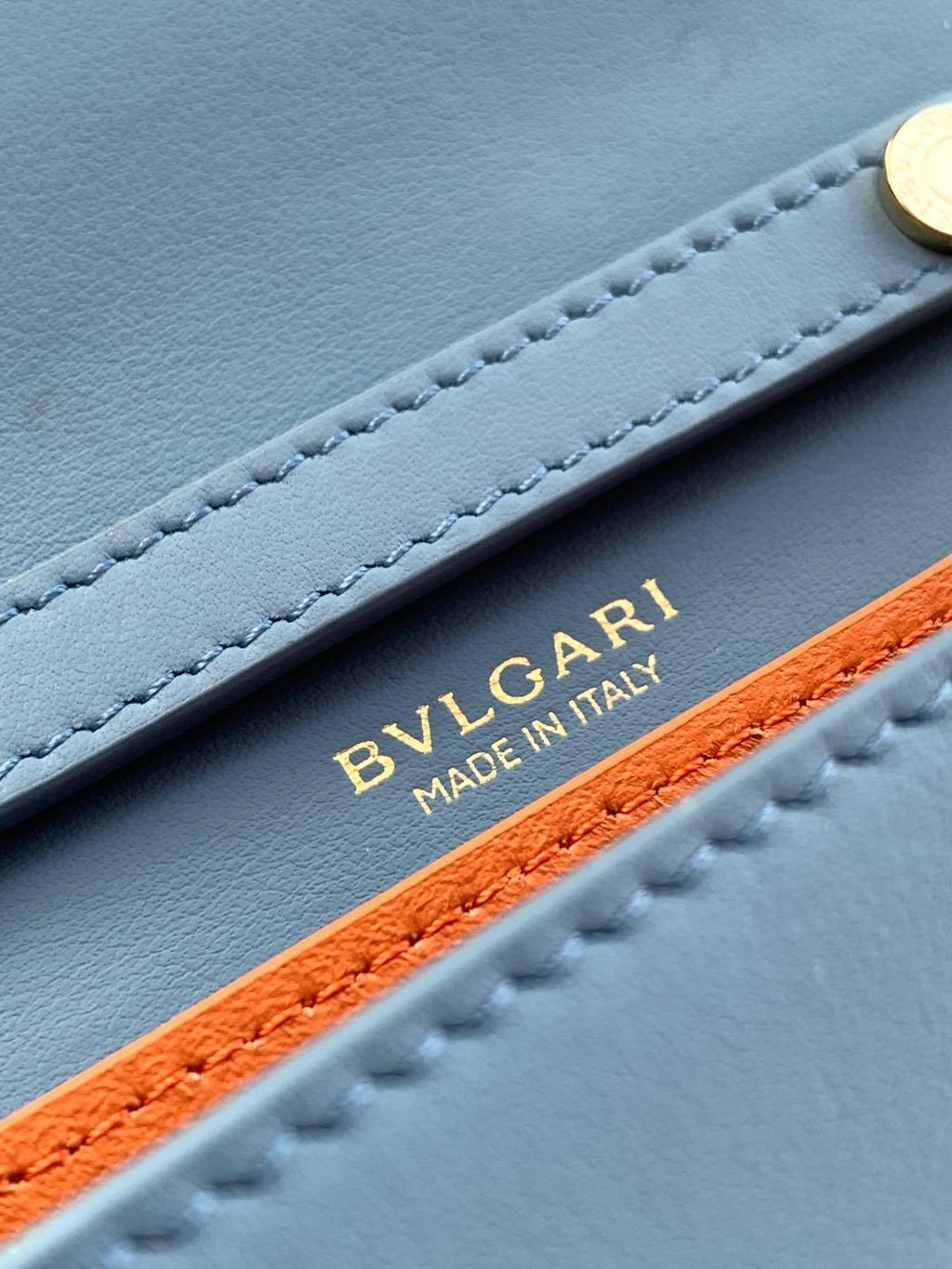 BVLGARI Logo Chain Wallet