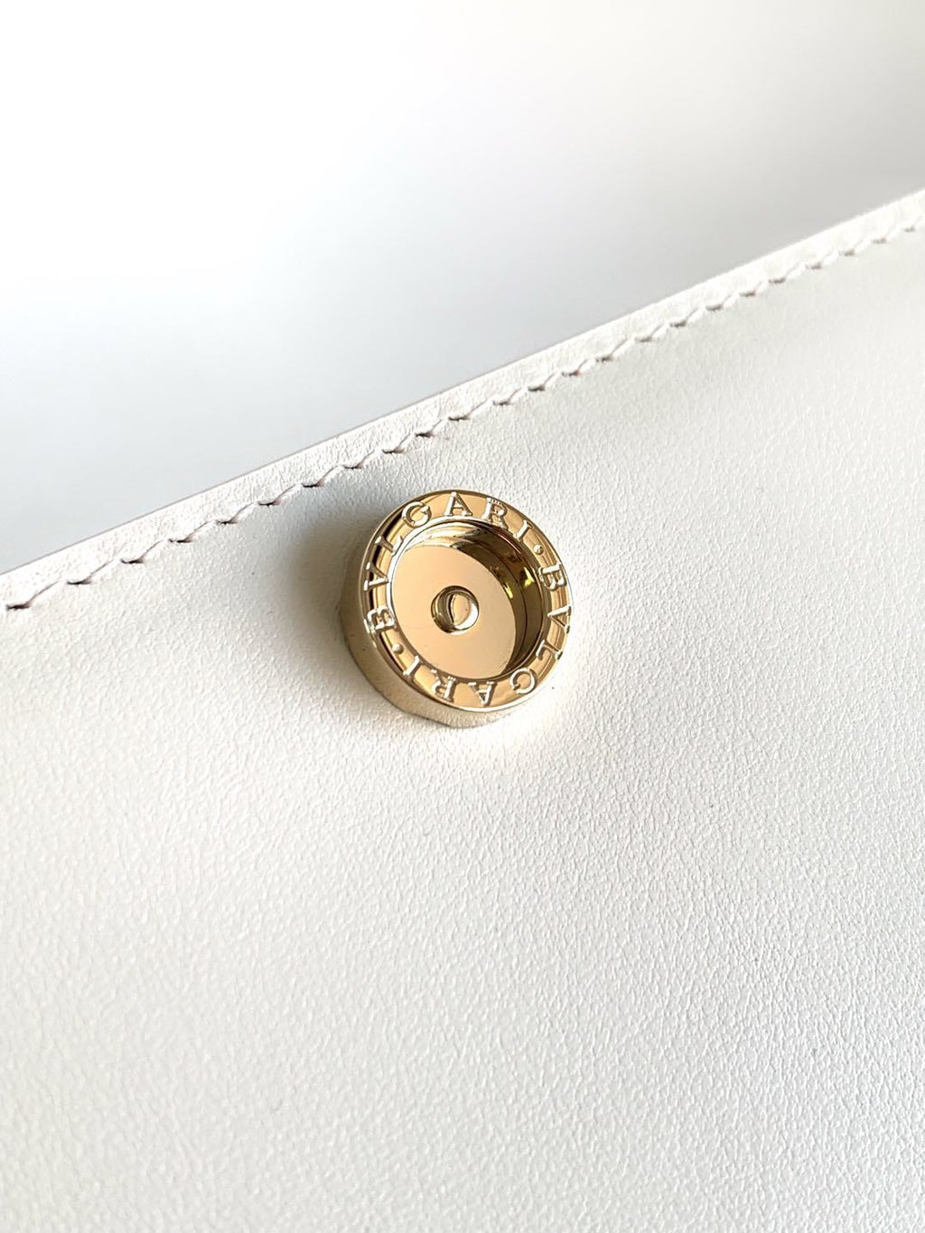 BVLGARI Logo Chain Wallet