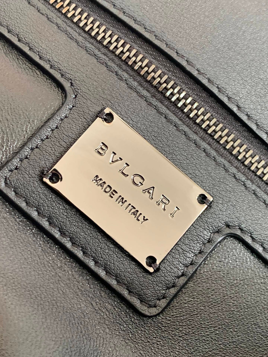 BVLGARI Serpenti Cabochon Shoulder Bag