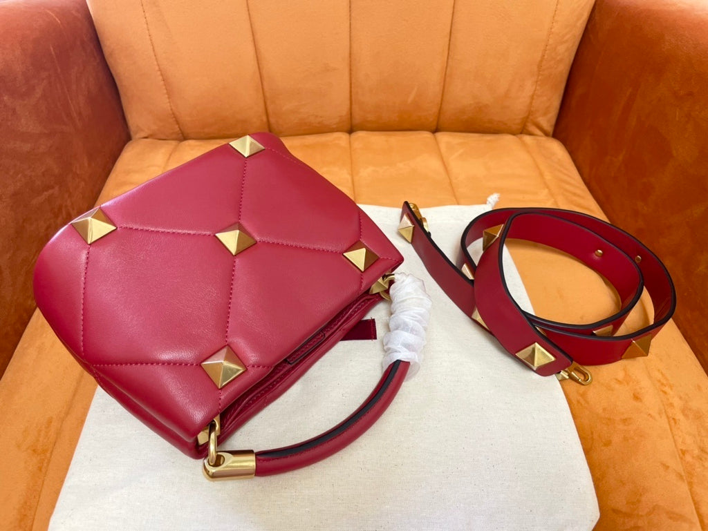 VALENTINO Rockstud Bucket Bag – Mini