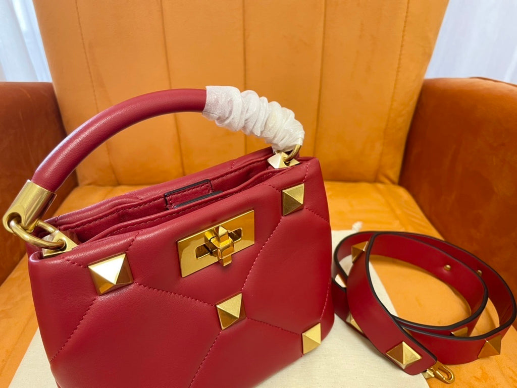 VALENTINO Rockstud Bucket Bag – Mini