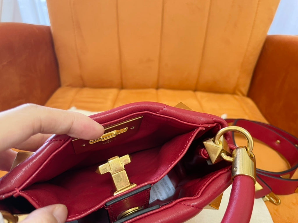 VALENTINO Rockstud Bucket Bag – Mini