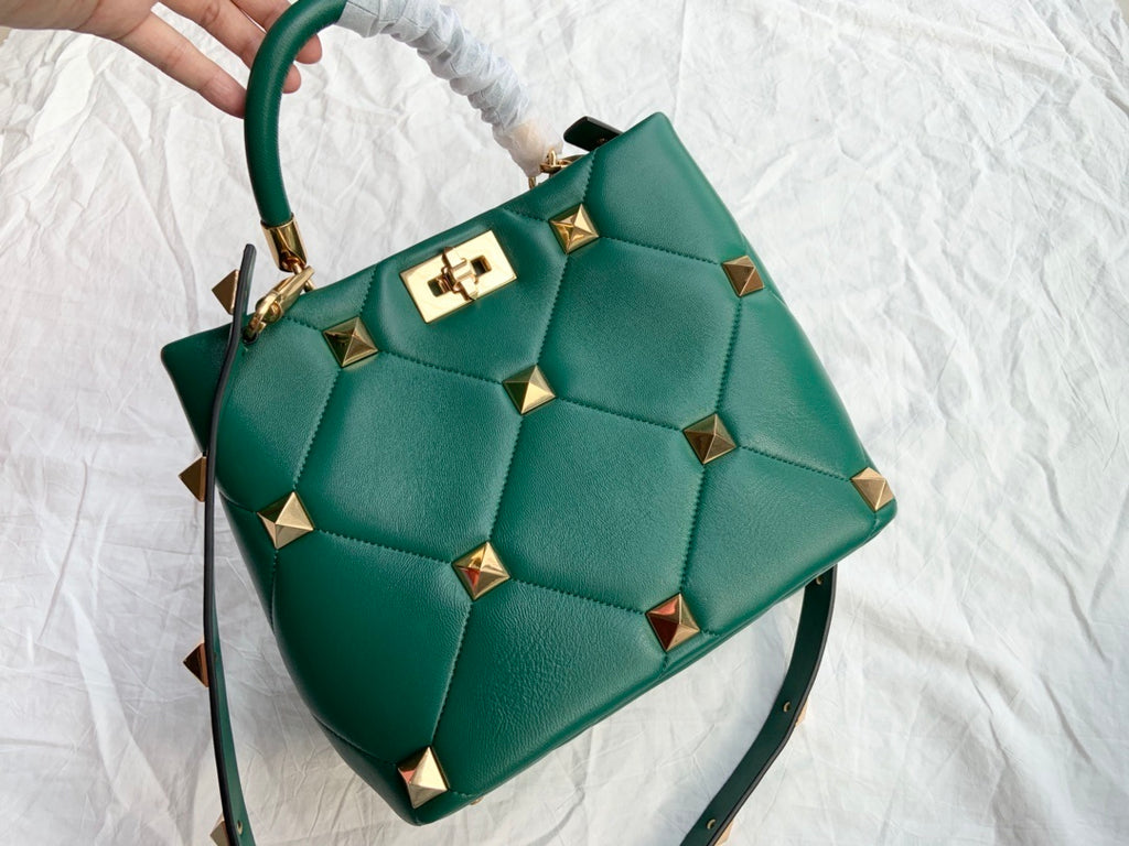 VALENTINO Rockstud Bucket Bag – Large