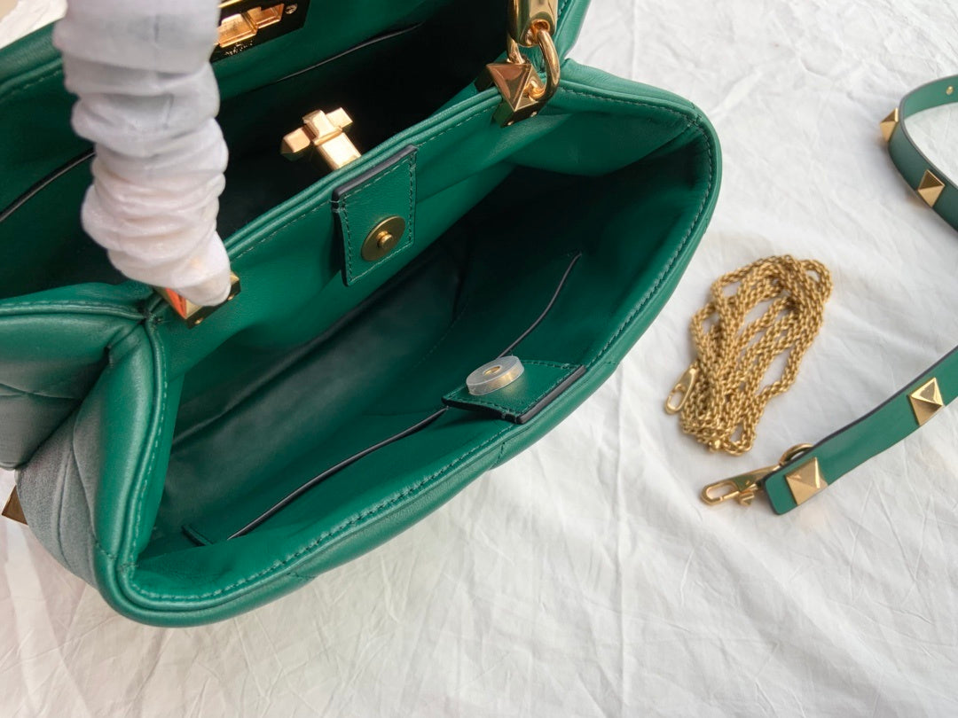 VALENTINO Rockstud Bucket Bag – Large