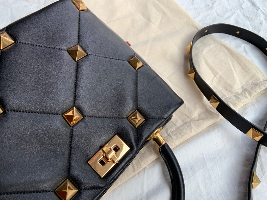 VALENTINO Rockstud Bucket Bag – Large
