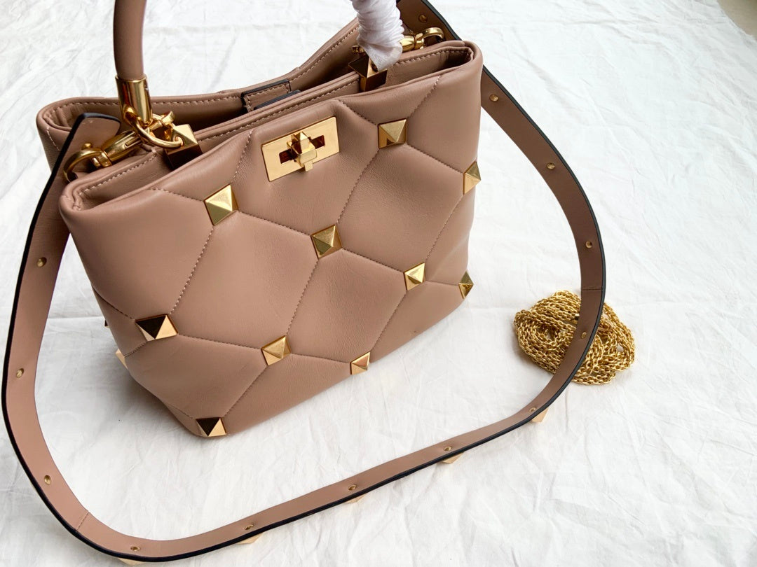 VALENTINO Rockstud Bucket Bag – Large
