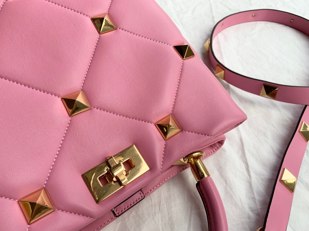 VALENTINO Rockstud Bucket Bag – Large