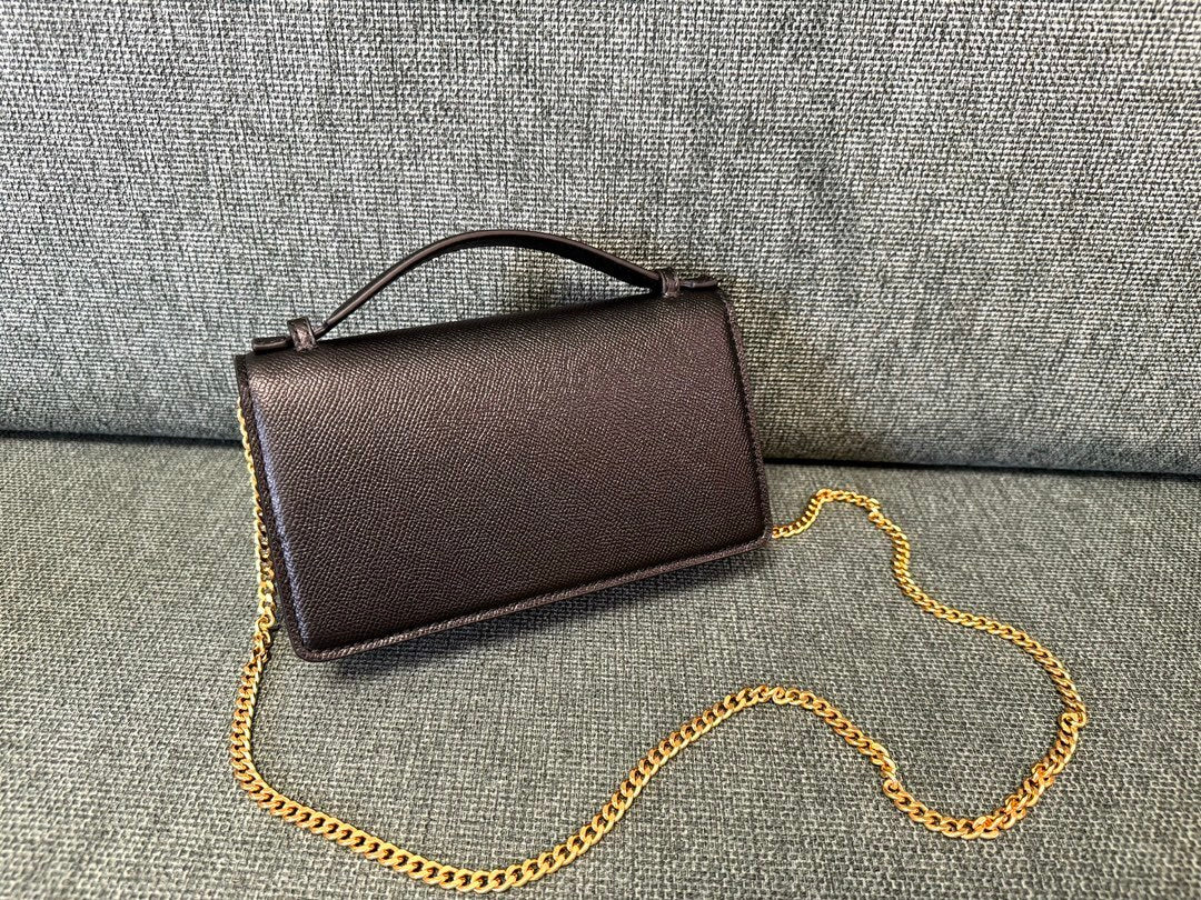 VALENTINO Garavani VRing Chain Wallet