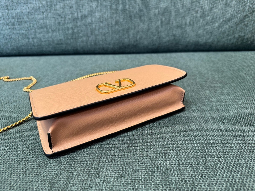 VALENTINO Garavani VRing Chain Wallet
