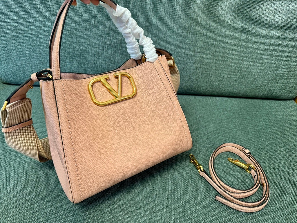 VALENTINO VLogo Signature Calfskin Handbag