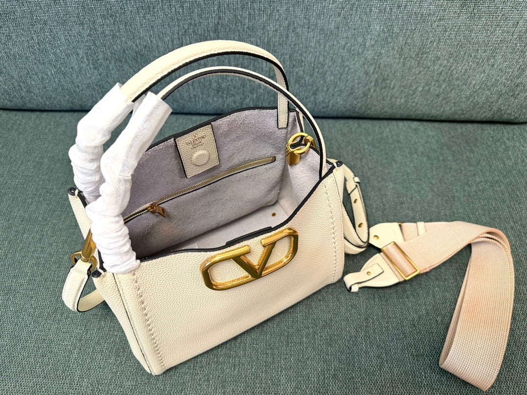 VALENTINO VLogo Signature Calfskin Handbag