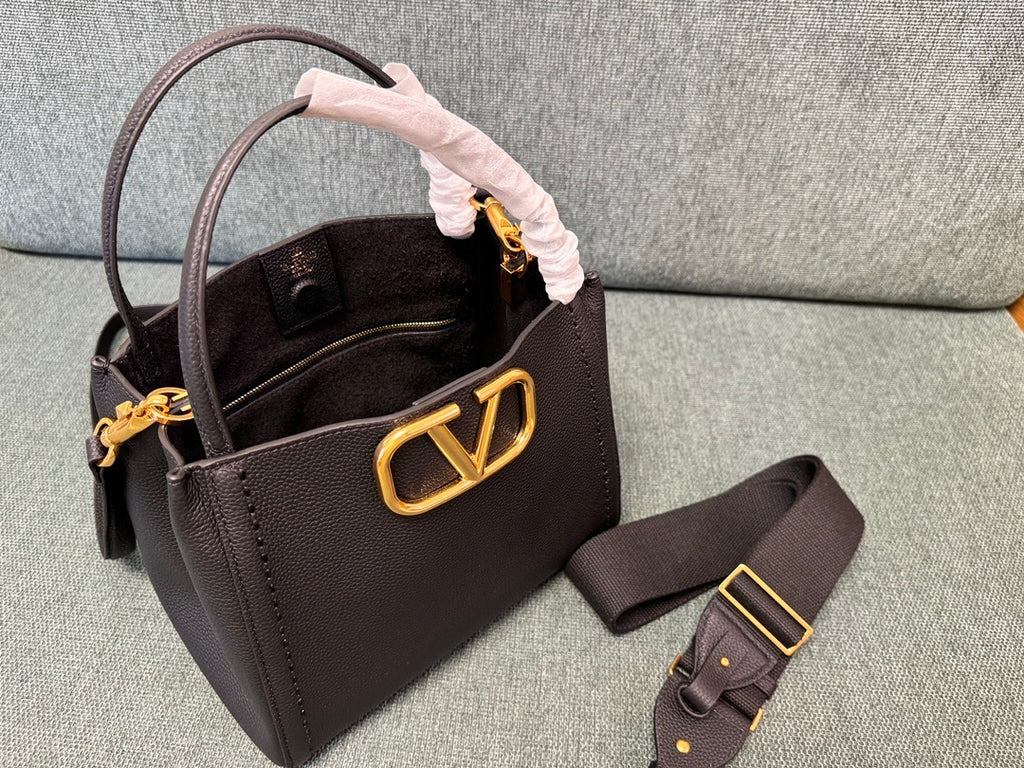 VALENTINO VLogo Signature Calfskin Handbag