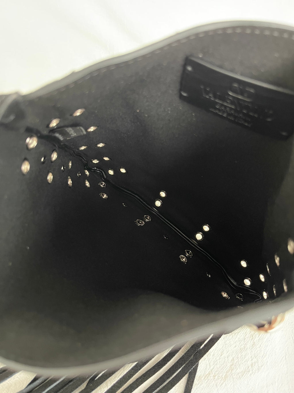 VALENTINO Garavani Nellcôte Small Fringe Bag