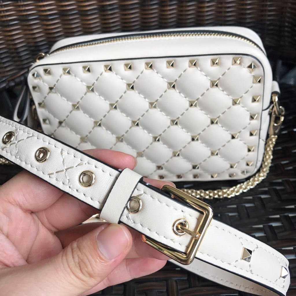 VALENTINO Garavani Rockstud Spike Box Bag