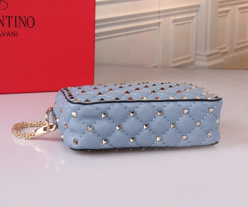 VALENTINO Garavani Rockstud Spike Box Bag
