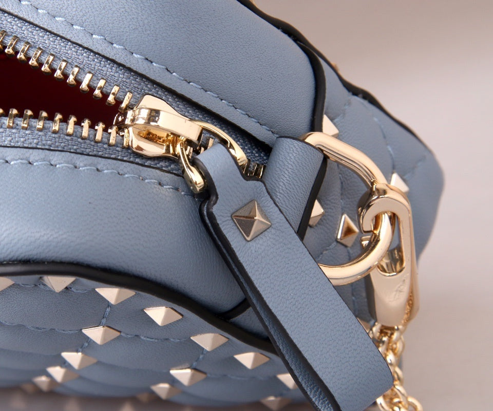 VALENTINO Garavani Rockstud Spike Box Bag