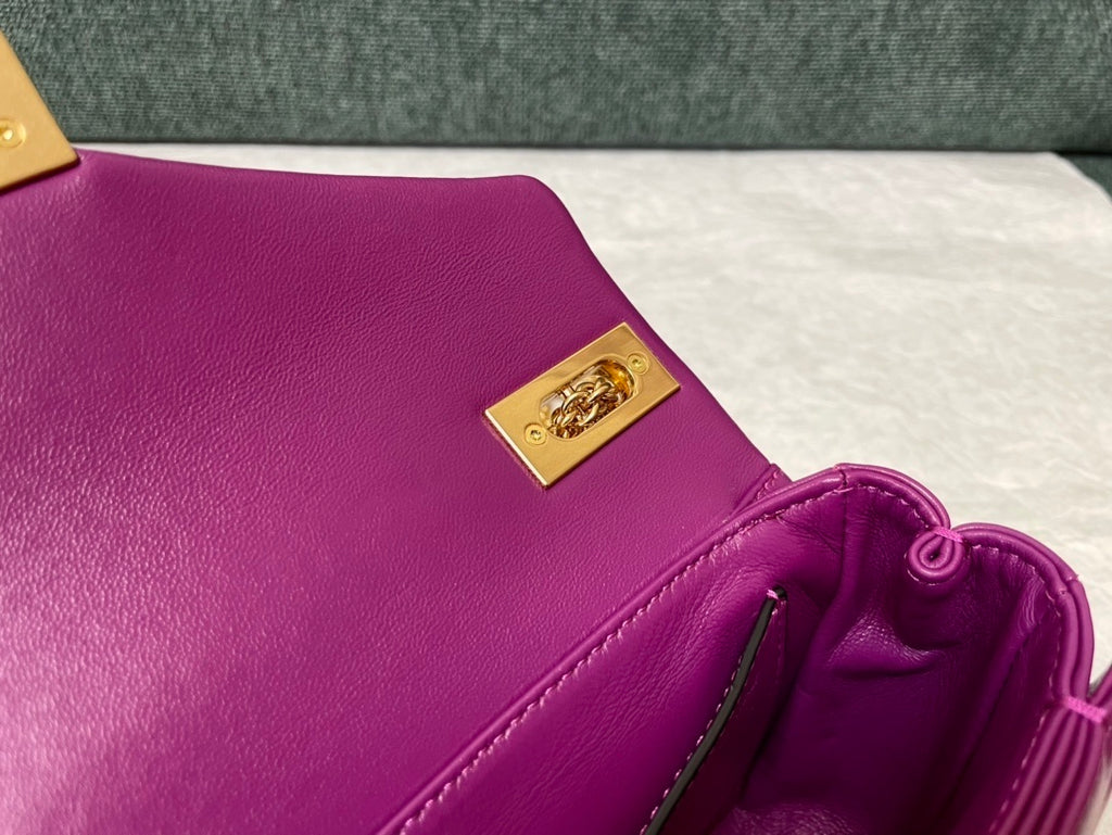 VALENTINO Lambskin Chain Tofu Bag