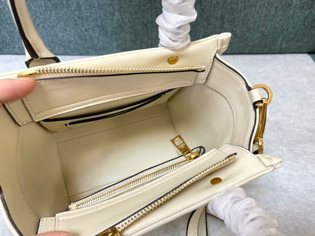 VALENTINO Garavani One Stud Lambskin Handbag