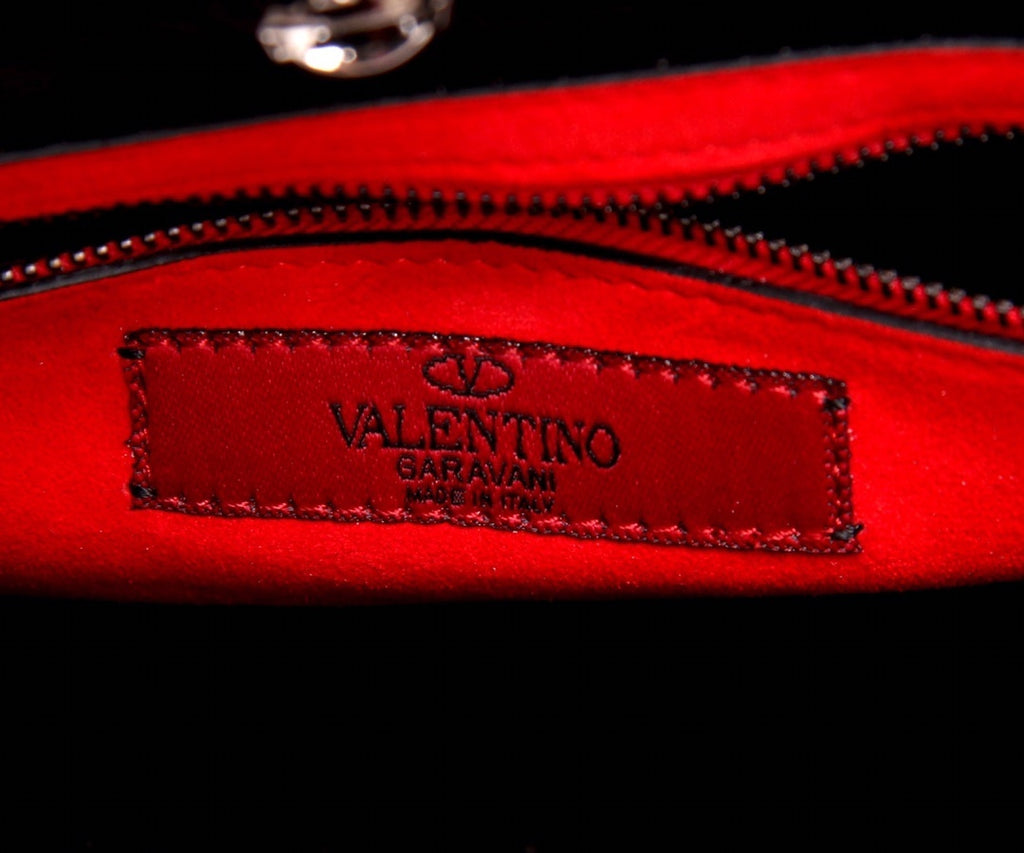 VALENTINO Garavani Rockstud Spike Quilted Shoulder Bag