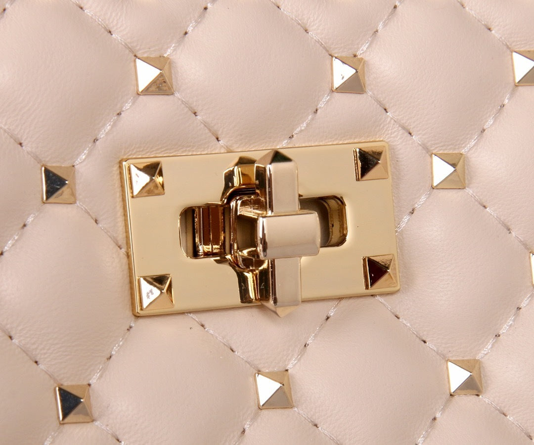 VALENTINO Garavani Rockstud Spike Quilted Shoulder Bag