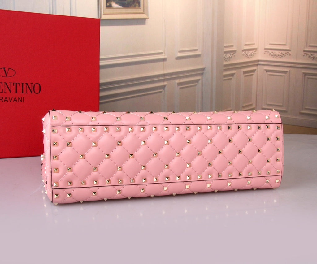 VALENTINO Garavani Rockstud Spike Quilted Shoulder Bag