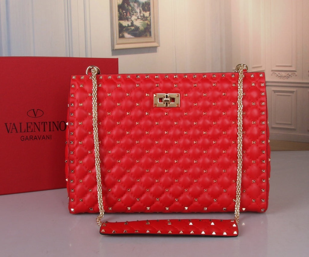 VALENTINO Garavani Rockstud Spike Quilted Shoulder Bag