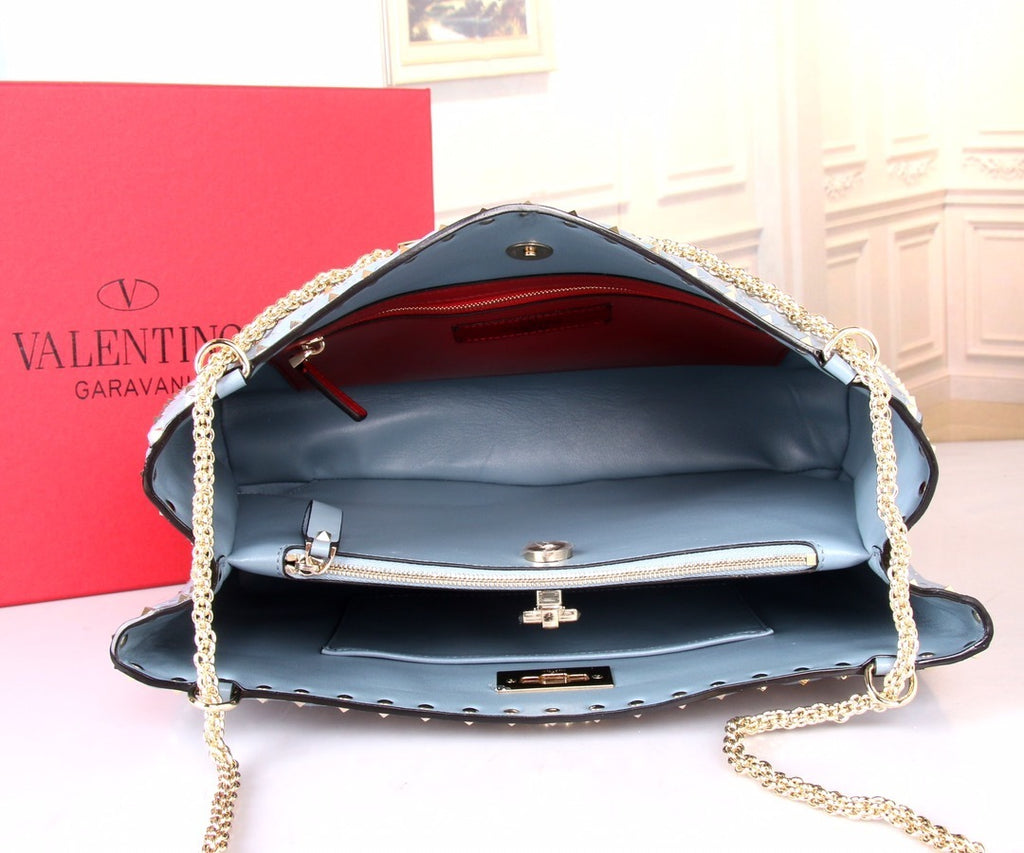 VALENTINO Garavani Rockstud Spike Quilted Shoulder Bag