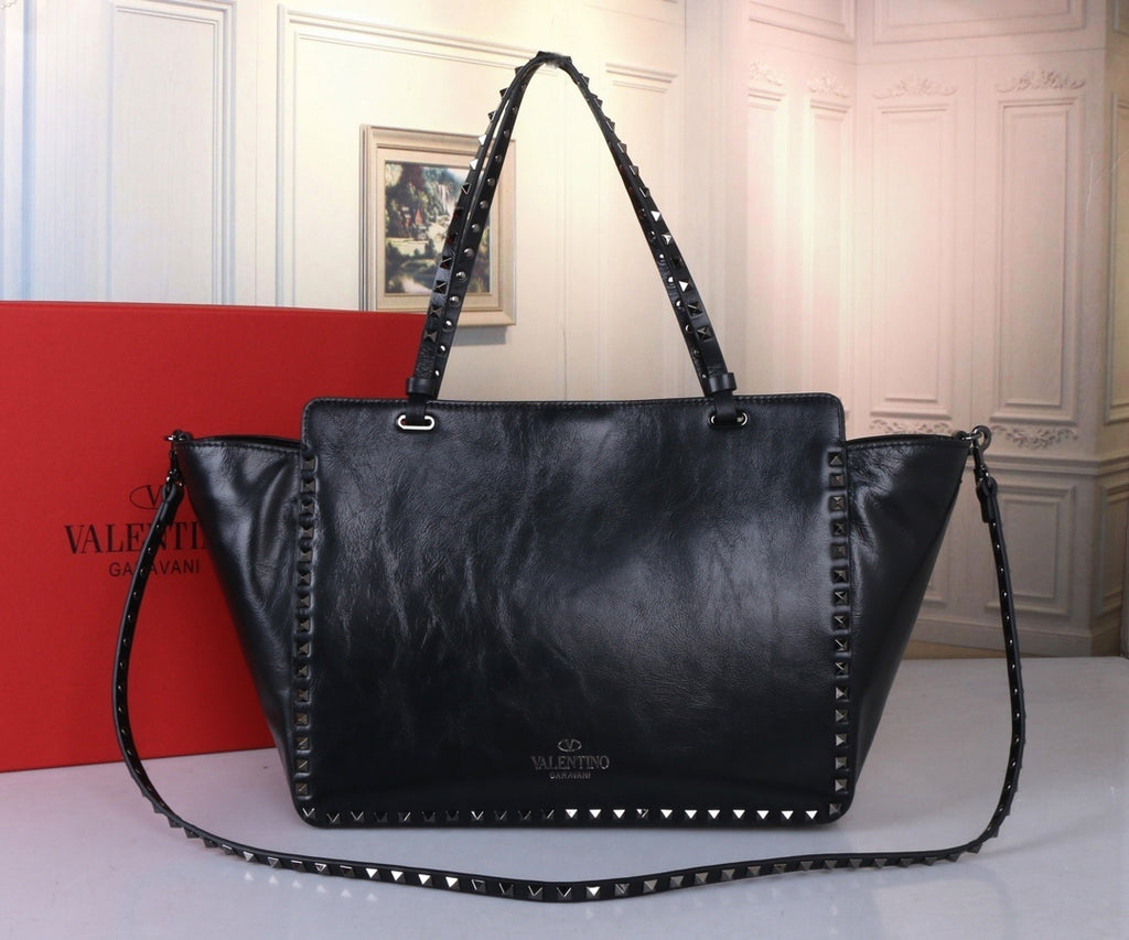VALENTINO Classic Horizontal Shoulder Bag