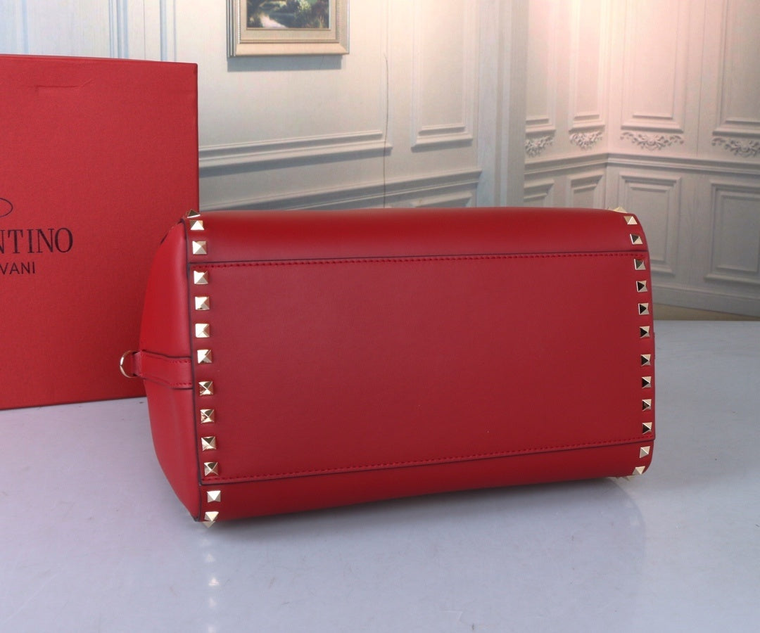 VALENTINO Pillow Bag