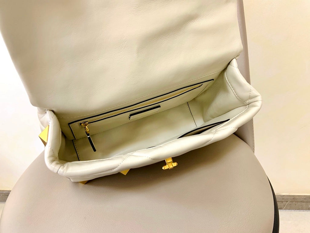 VALENTINO Garavani Roman Stud Lambskin Chain Bag