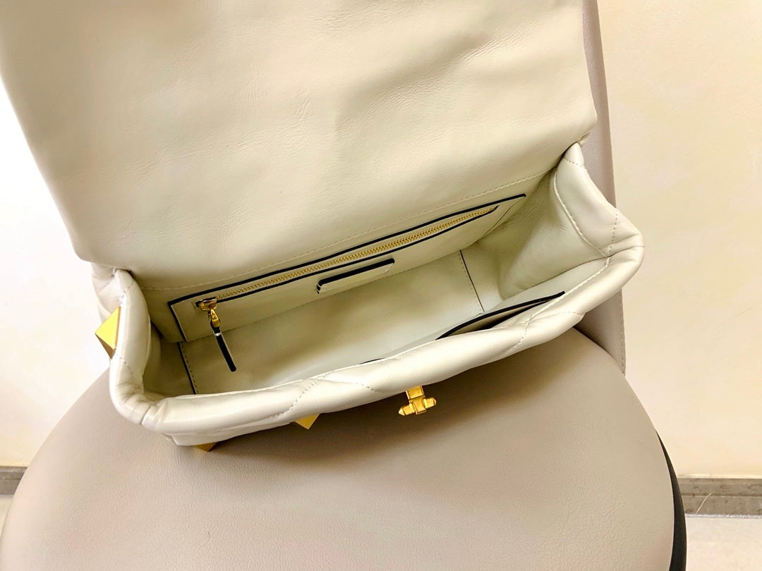VALENTINO Garavani Roman Stud Lambskin Chain Bag