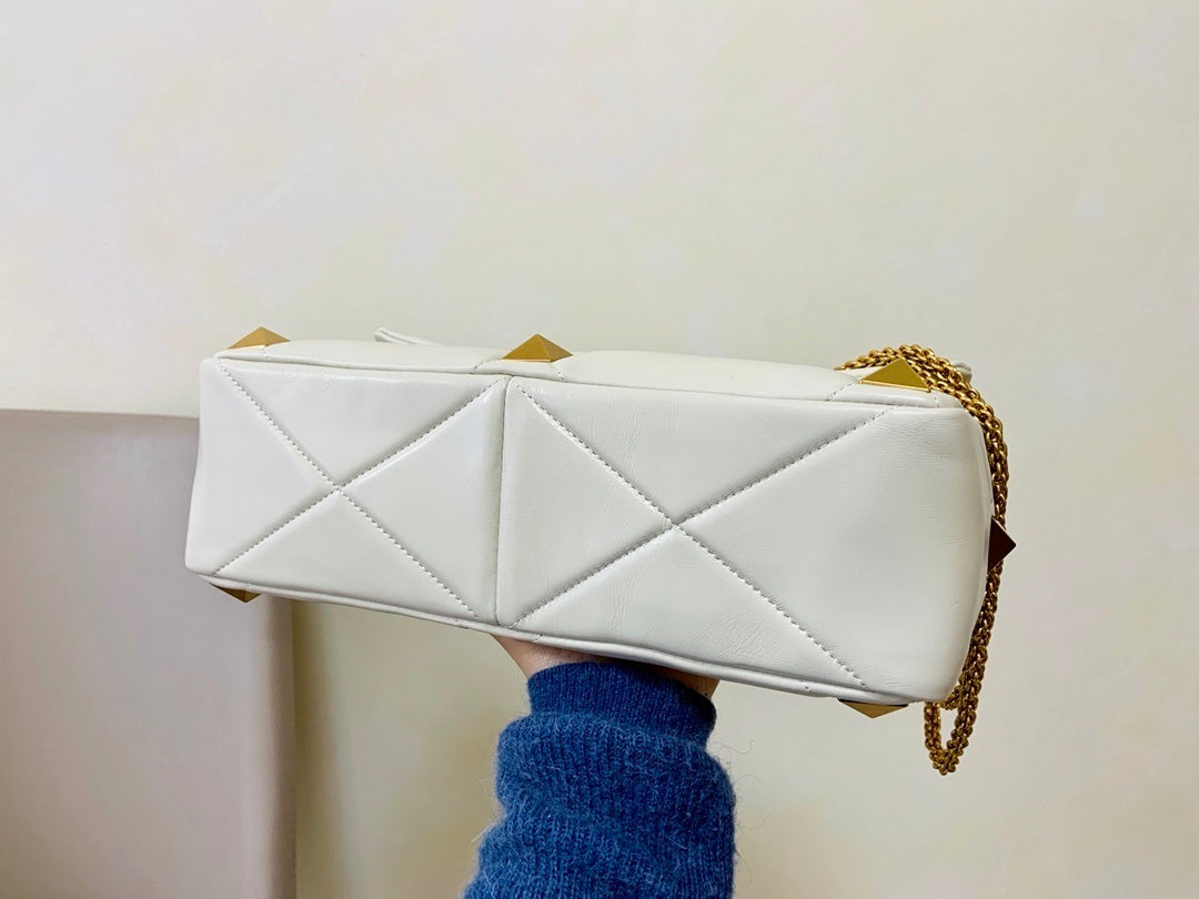 VALENTINO Garavani Roman Stud Lambskin Chain Bag