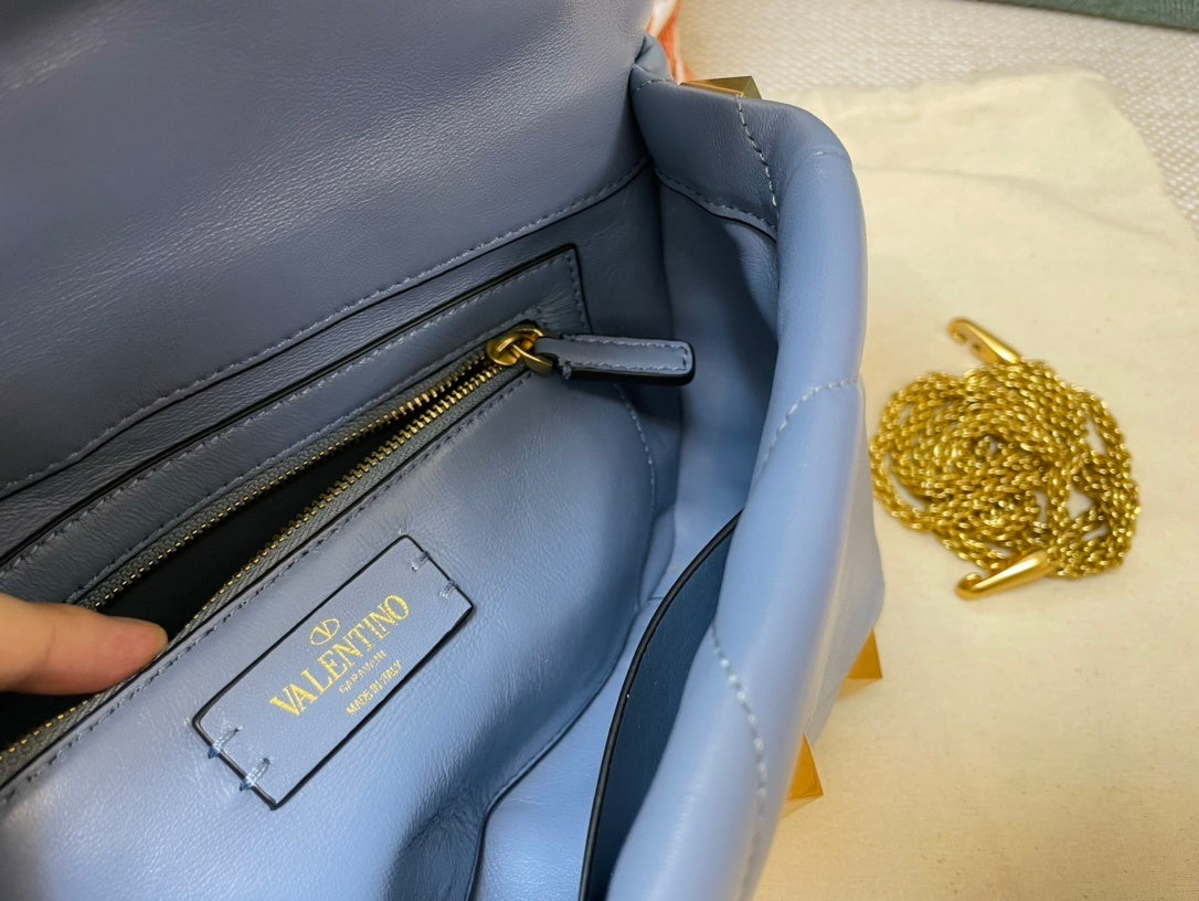 VALENTINO Garavani Roman Stud Lambskin Chain Bag