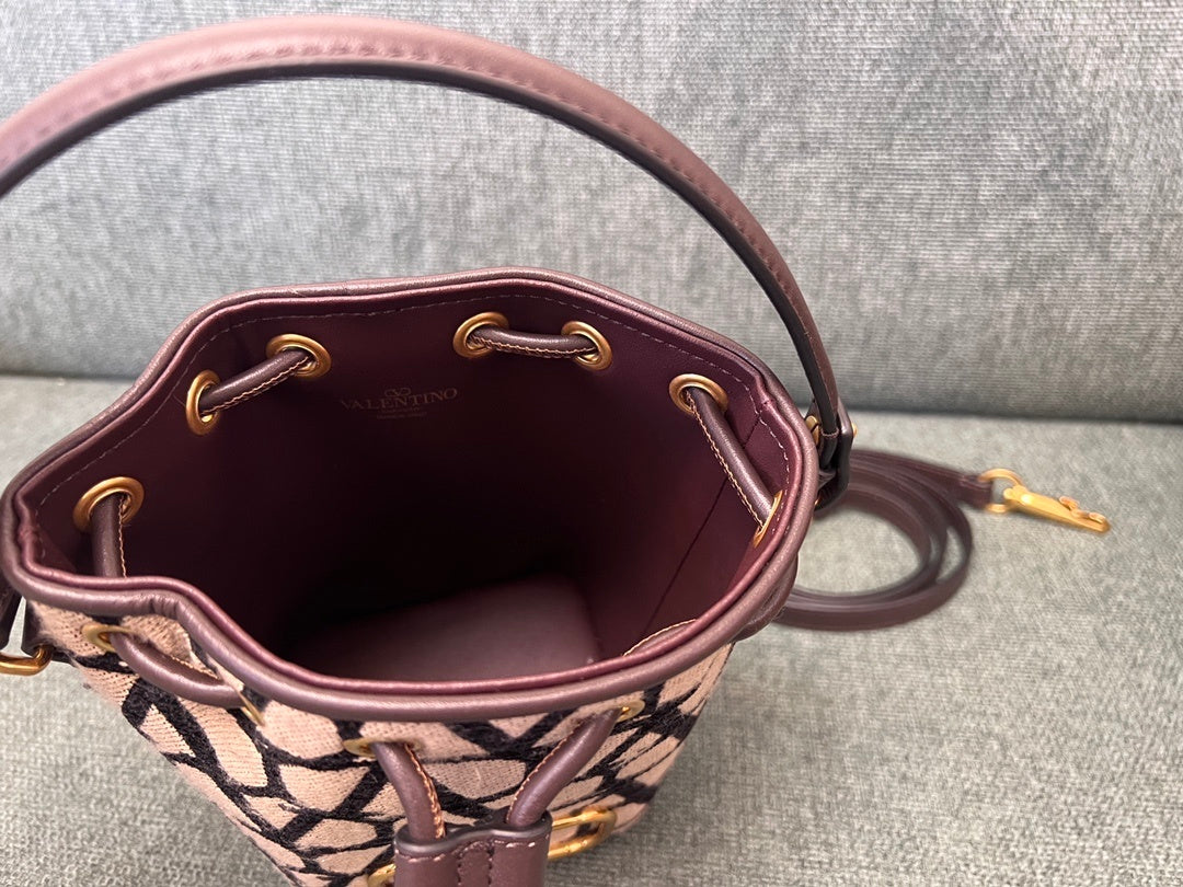 VALENTINO Garavani VLOGO Signature Embroidered Mini Bucket Bag