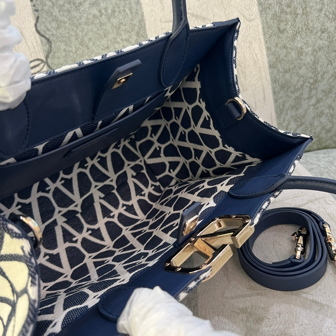 VALENTINO Garavani VLOGO Signature Embroidered Handbag
