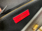 VALENTINO Garavani VLogo Signature Grained Calfskin Pouch