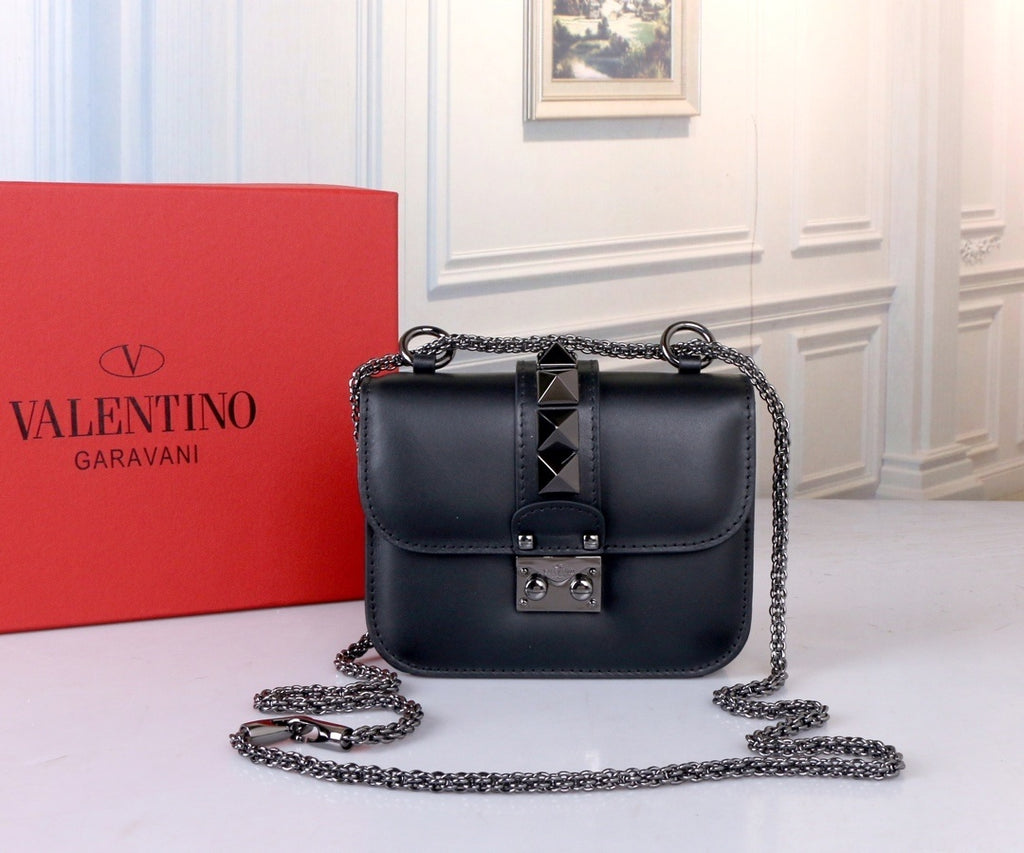 VALENTINO Classic Calfskin Chain Shoulder Bag