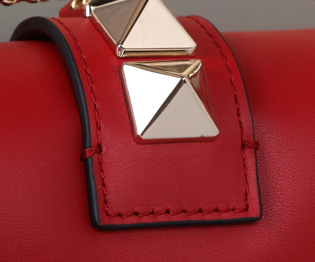 VALENTINO Classic Calfskin Chain Shoulder Bag