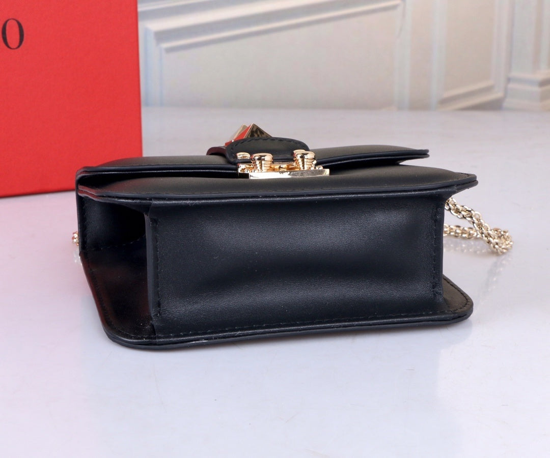 VALENTINO Classic Calfskin Chain Shoulder Bag