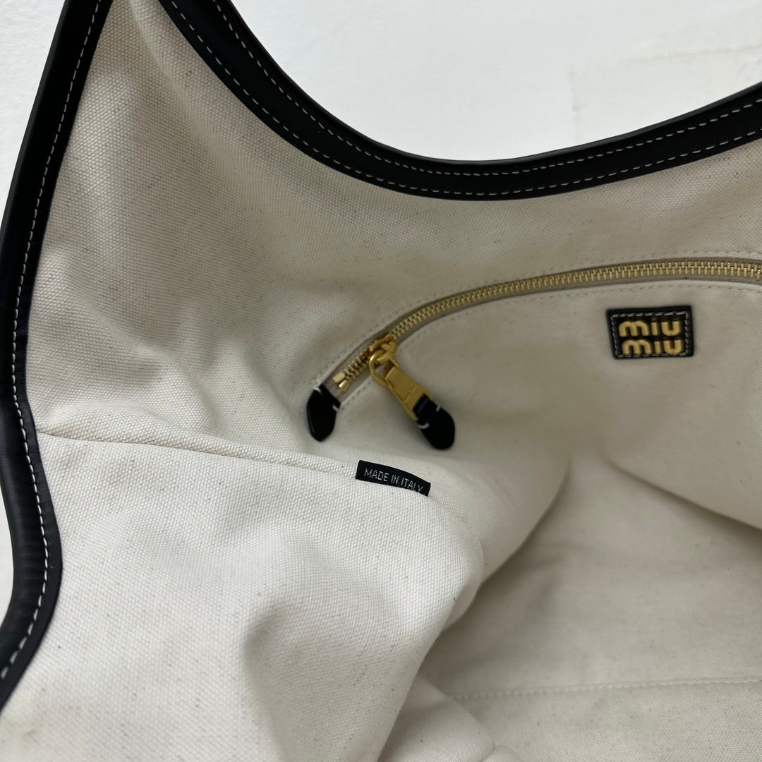 MIU MIU Leather Underarm Bag