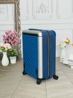 LOUIS VUITTON Horizon Monogram Trolley