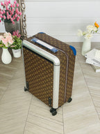 LOUIS VUITTON Horizon Monogram Trolley