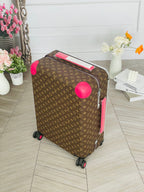 LOUIS VUITTON Horizon Monogram Trolley