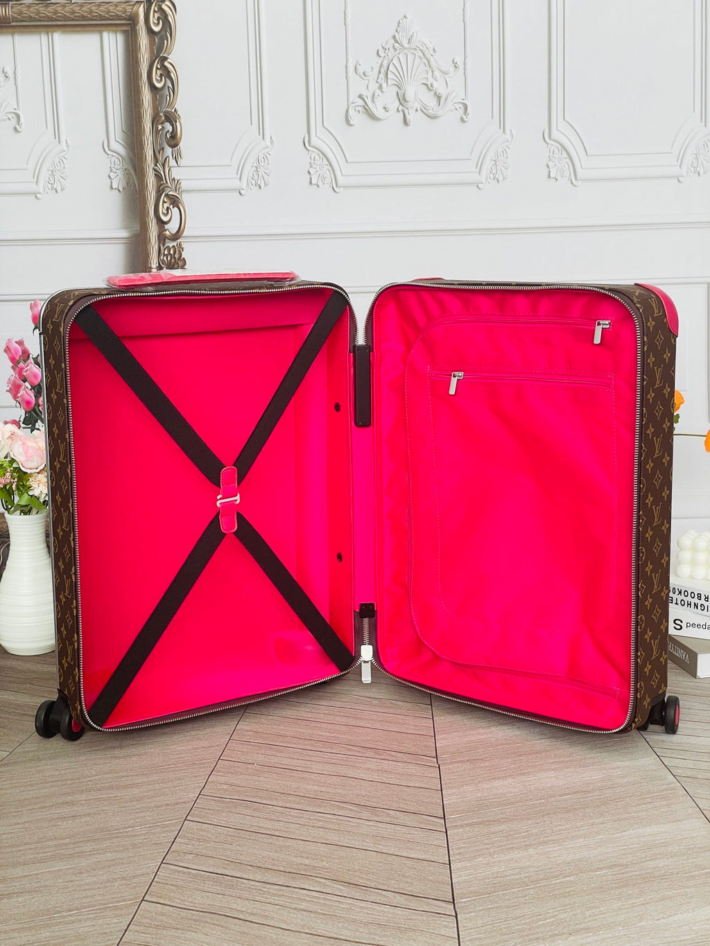 LOUIS VUITTON Horizon Monogram Trolley