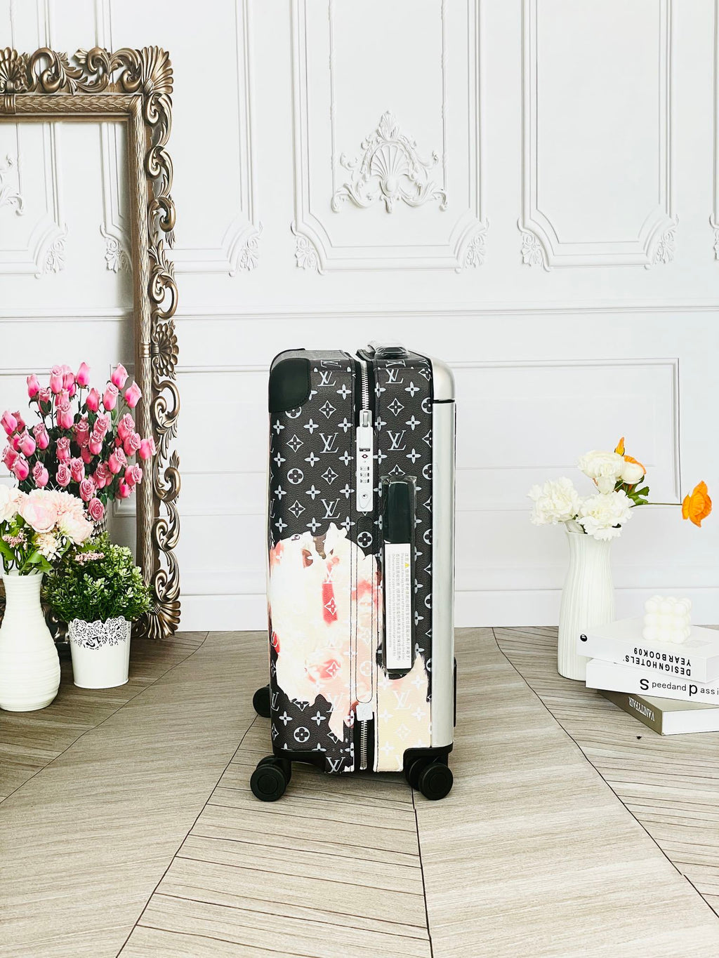 LOUIS VUITTON Horizon Monogram Trolley