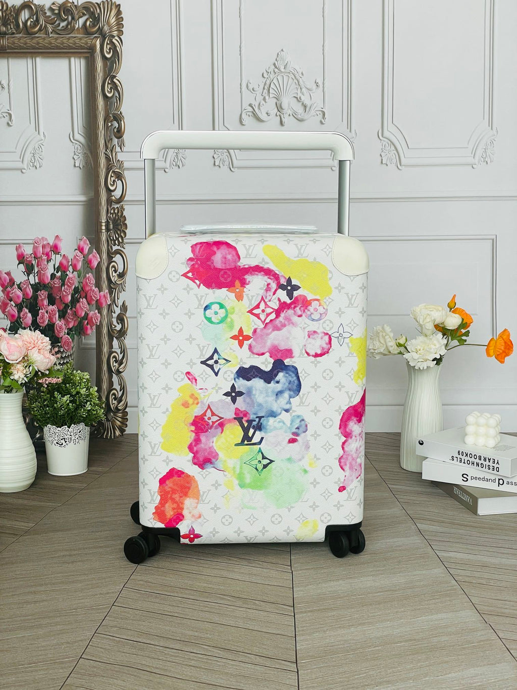 LOUIS VUITTON Horizon Monogram Trolley