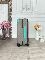LOUIS VUITTON Horizon Monogram Trolley