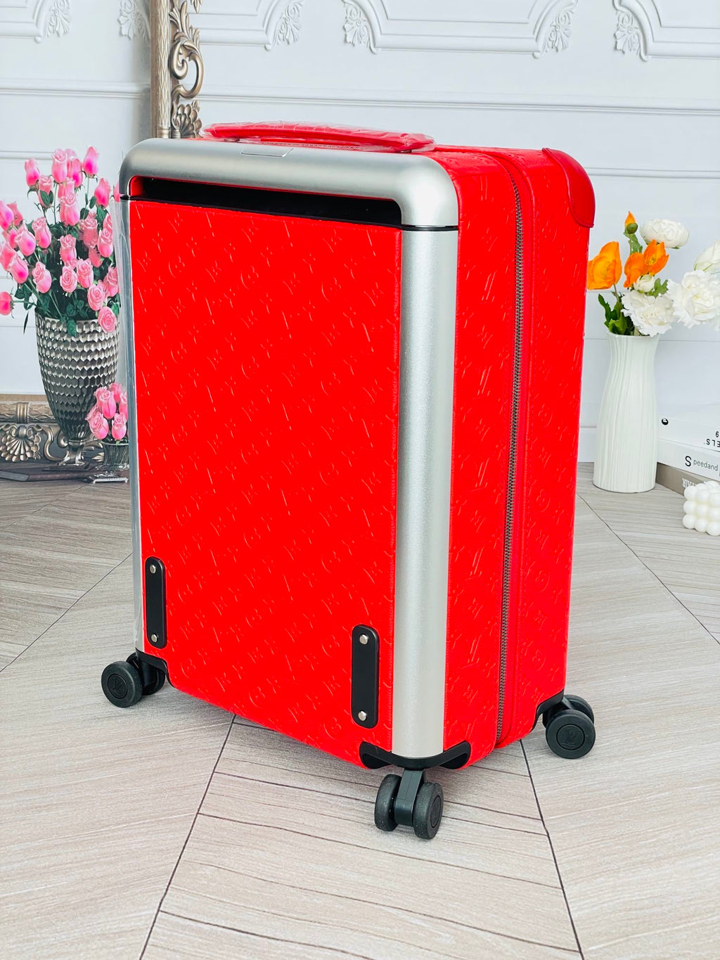 LOUIS VUITTON Horizon Monogram Trolley