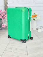 LOUIS VUITTON Horizon Monogram Trolley
