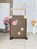 LOUIS VUITTON Horizon Monogram Trolley
